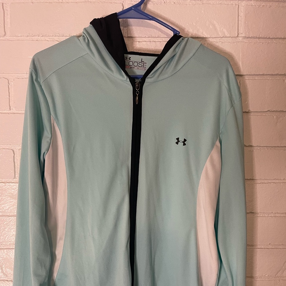 Athletic lightweight jacket.